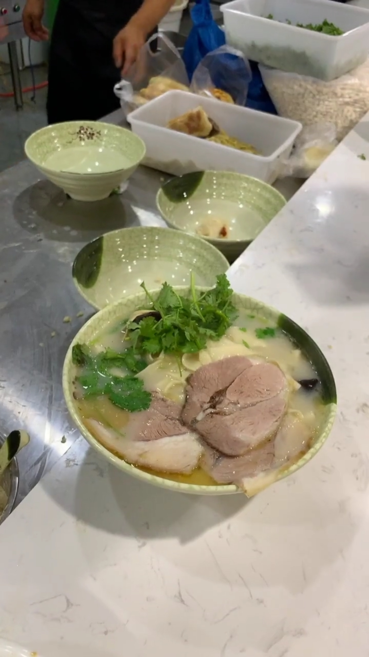 河南大碗的羊肉烩面就是好吃