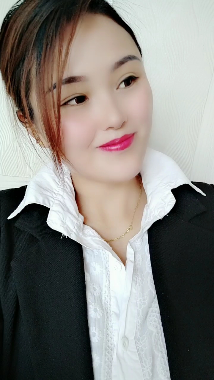 姐就不正经,你能咋地