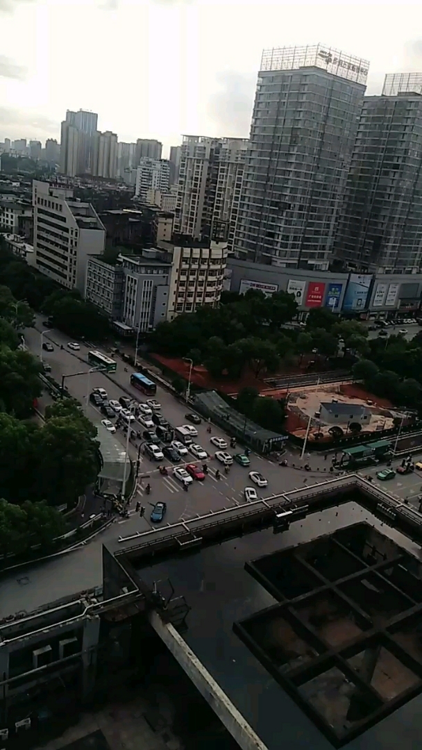 上饶广场改造了