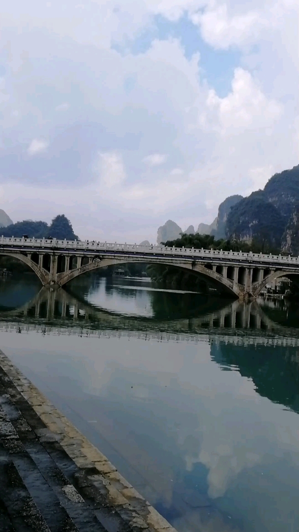 我的私藏景点#阳朔遇龙河工农桥的风景美不美大家说了算,一生值得去