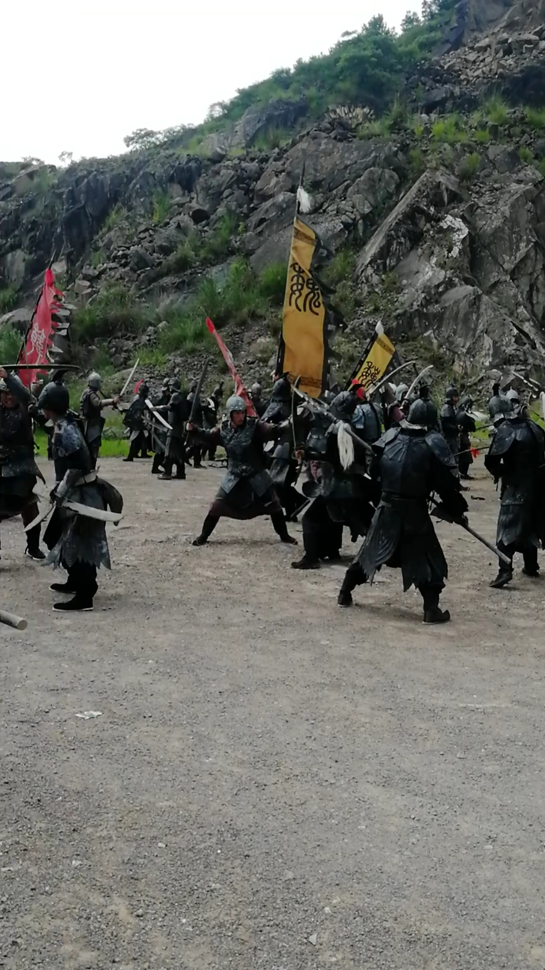 两军交战,一片混乱