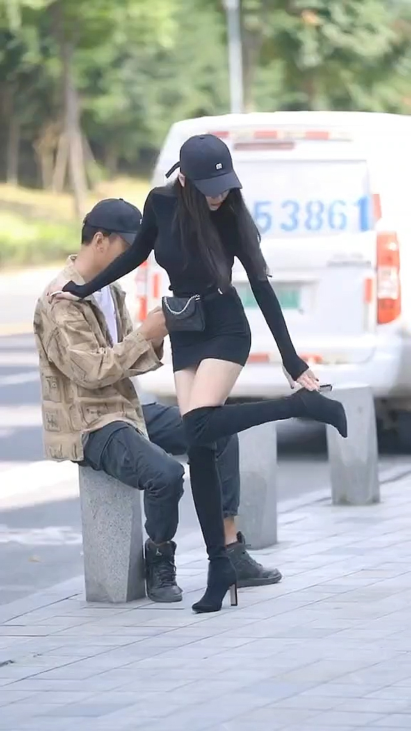 男生最喜欢看女生哪里图片