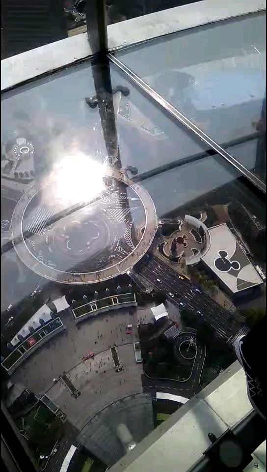 东方明珠塔玻璃层〈259〉米高