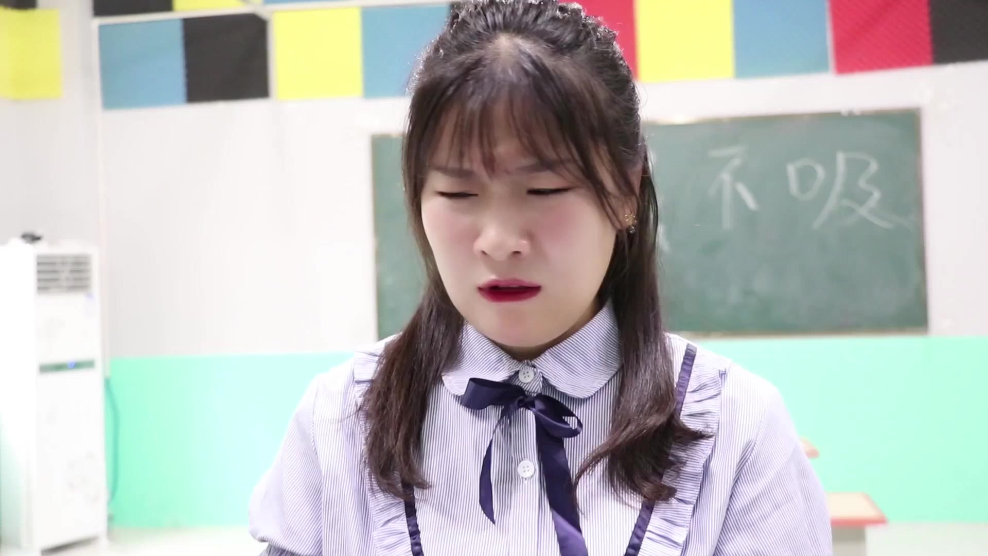 学霸王小九校园剧:定制人生3:王小九家道中落,没想沦落为学校的清洁工