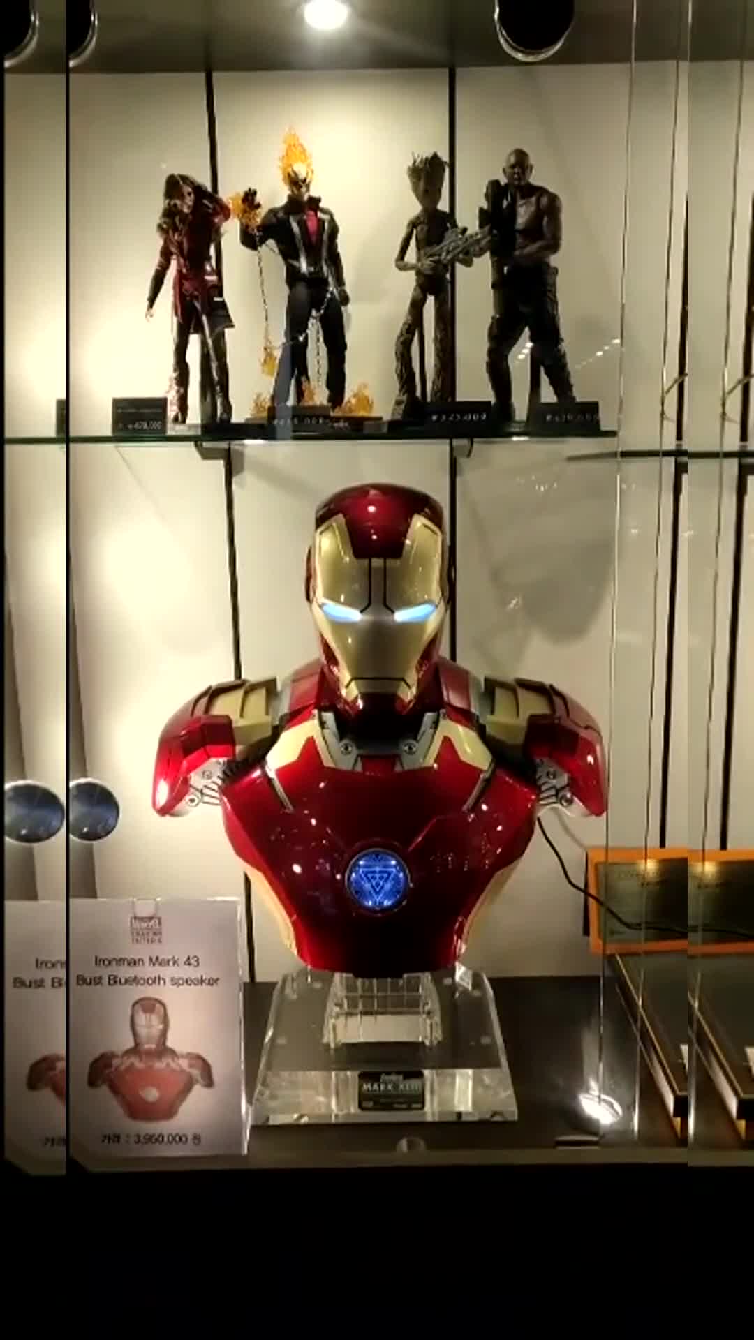 漫威手办展厅这么多个手办你喜欢哪一个网友恶灵骑士很帅气