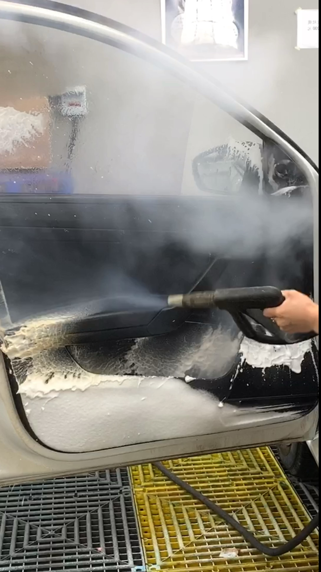 蒸汽洗车机,十斤水清洗一辆车,干湿度可调节,外观发动机内饰清洗一台