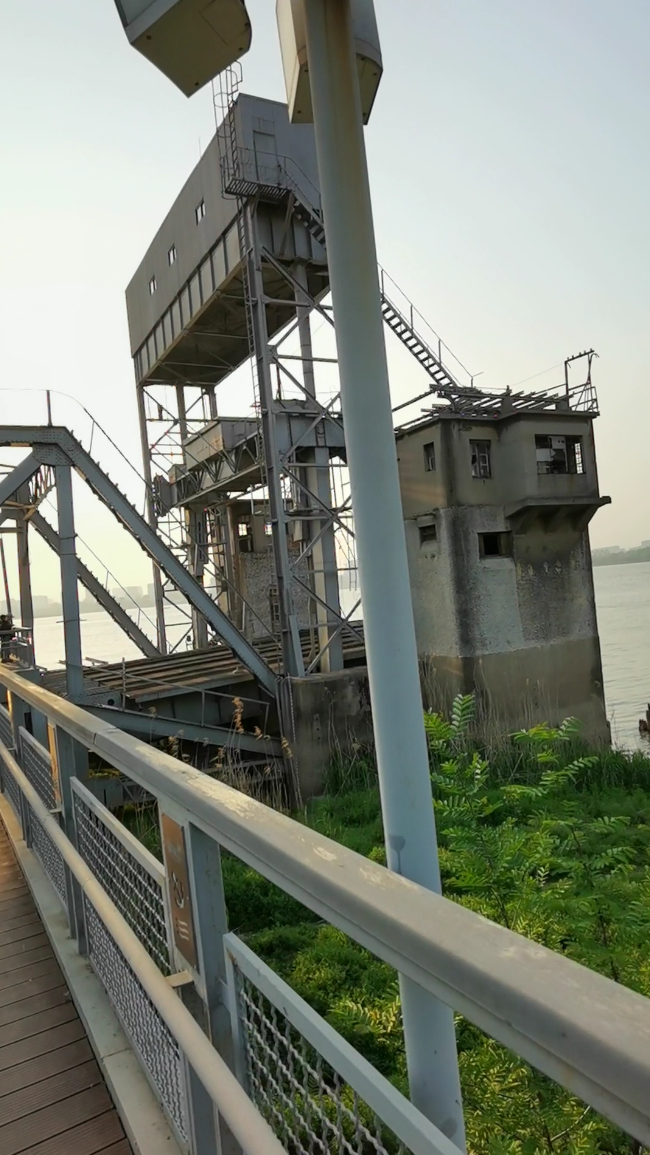 郊游踏青#民国火车轮渡旧址公园,南京滨江风光