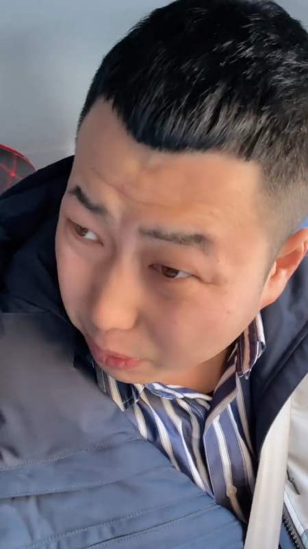 搞笑视频#老四的快乐生活 朋友遇到了不该说的事