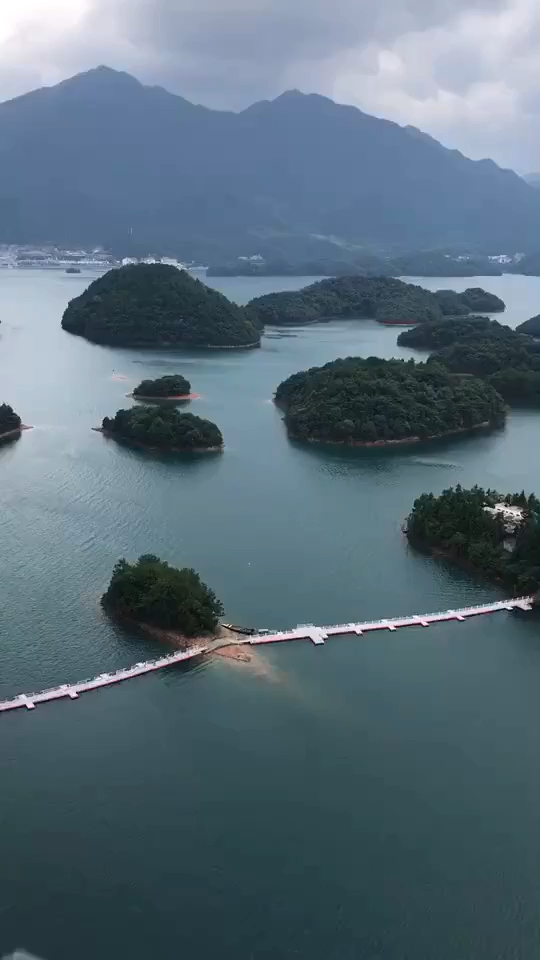 庐山西海玻璃观光塔