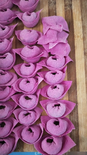 火龙果饺子皮有没有人吃过呢?