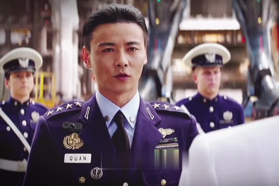 穿西装的张晋你怕不怕#微信8#张晋