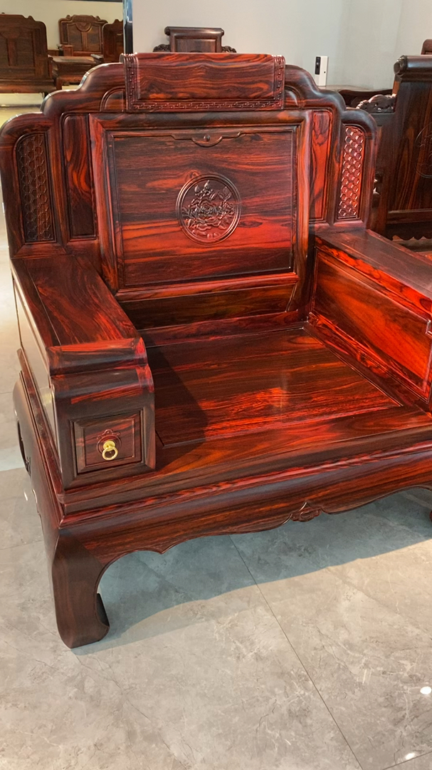 古典红木家具#国标红木印尼黑酸枝,纹理和颜色接近红酸枝,价格比垂