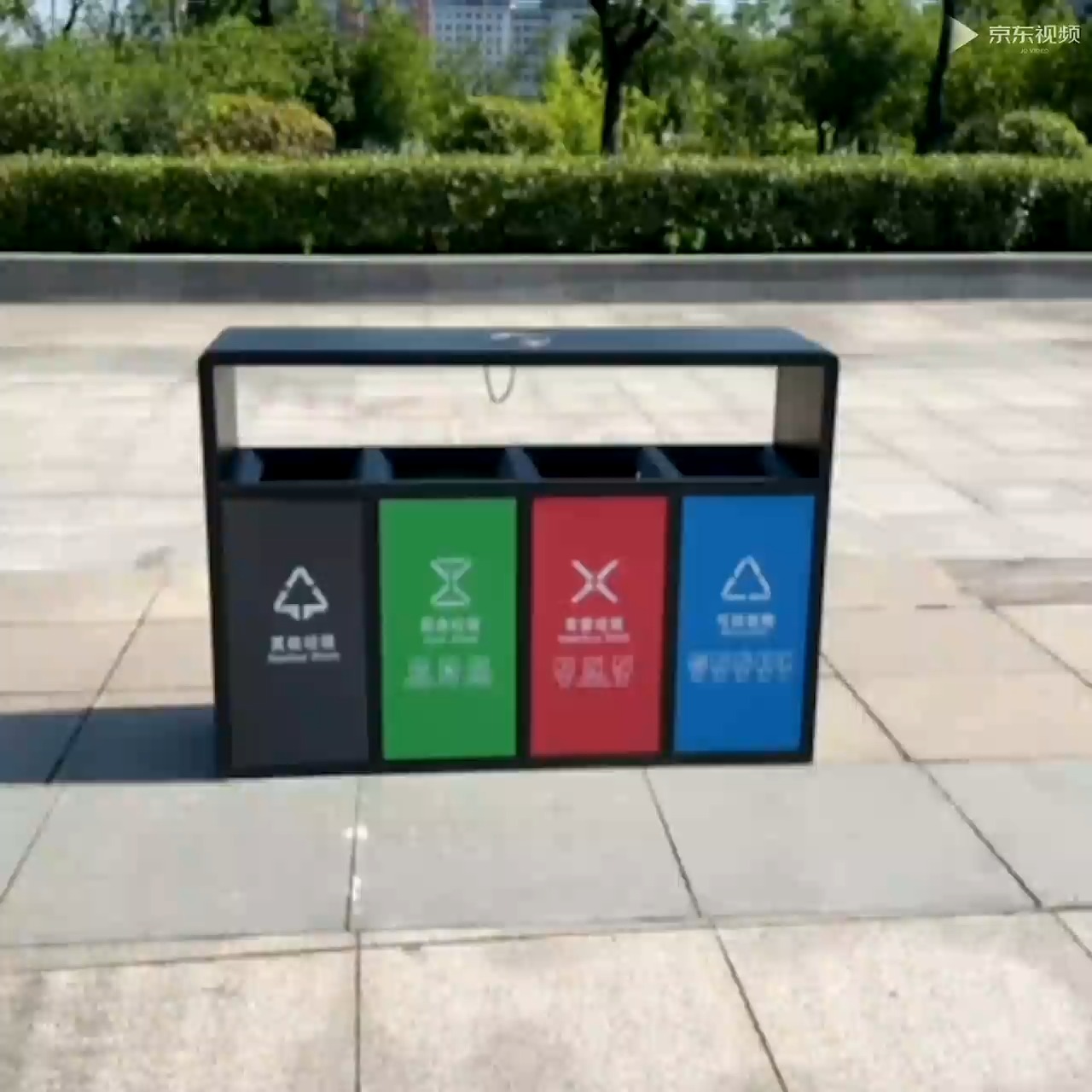 实拍#城市街头镀锌板四分类垃圾箱实拍