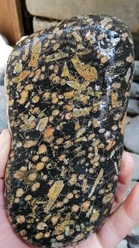 音为有你#思念已久的蚕丝梅花玉,每一处都是那么精致