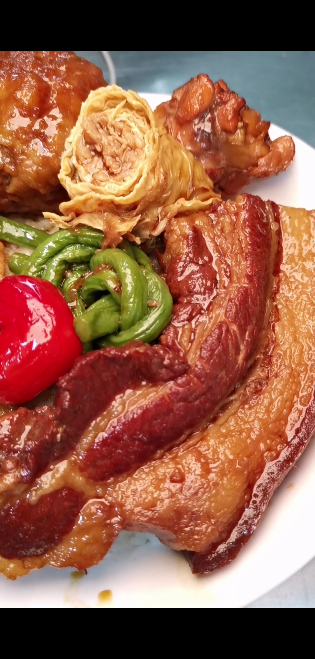 20元满满一大碗的甏肉干饭太美味了!