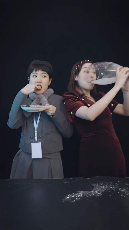 小棉0q3小时前 你傻呀没看见水变色了吗 回复 3 彼岸花下的爱丽丝:捞