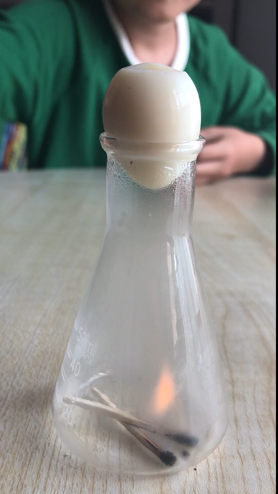 我要上热门#什么把鸡蛋装进了瓶子?#趣味科学实验#创意视频