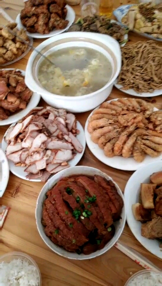 你们喝喜酒的菜是这样吗