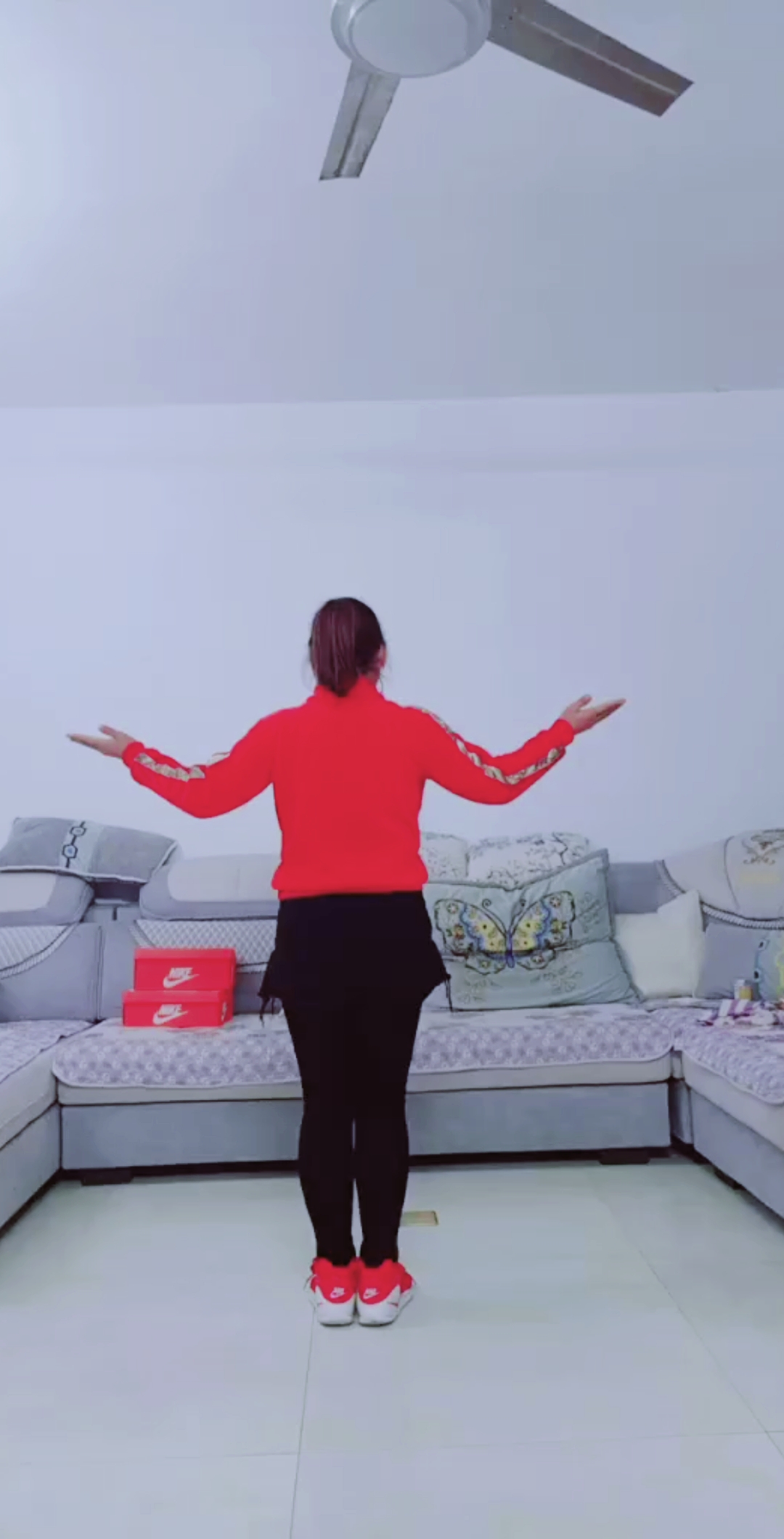 广场舞#蝴蝶步慢动作一起跳起来