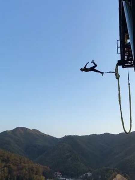 记住:浪费了今生今世,人就再也得不到什么来生来世……#蹦极小贾-全民