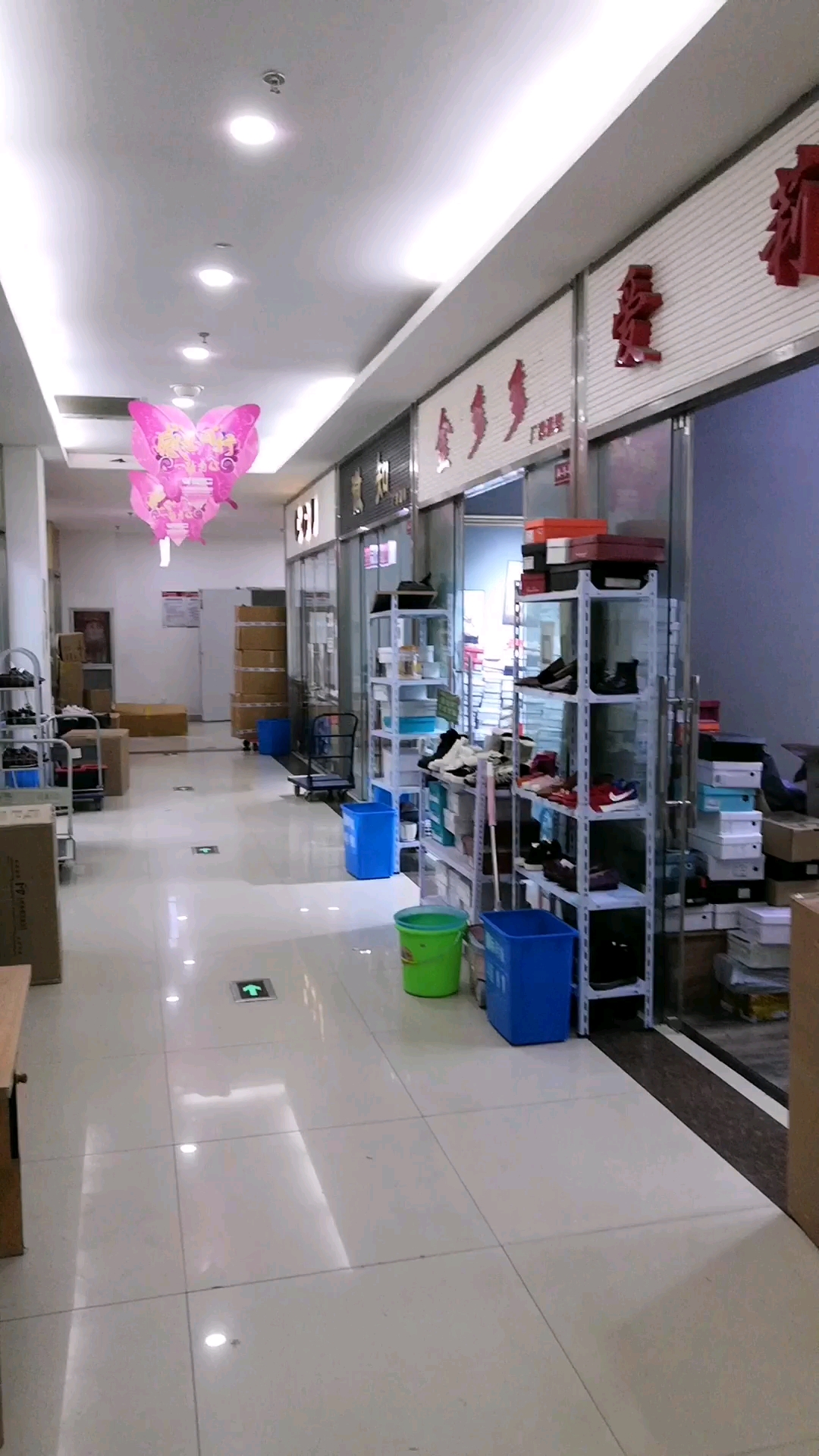 中国温州国际鞋城!2019新款采购中!