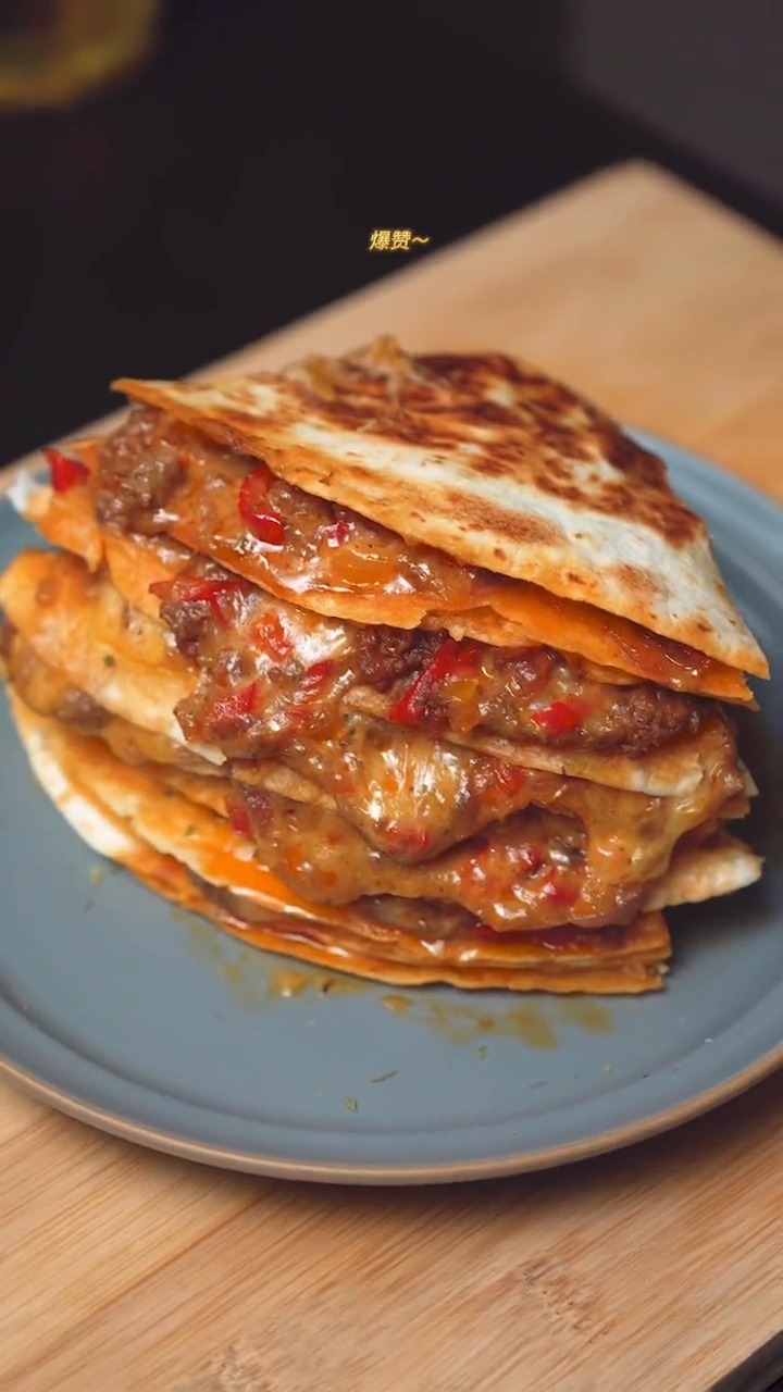 芝士肉酱脆饼,真得劲