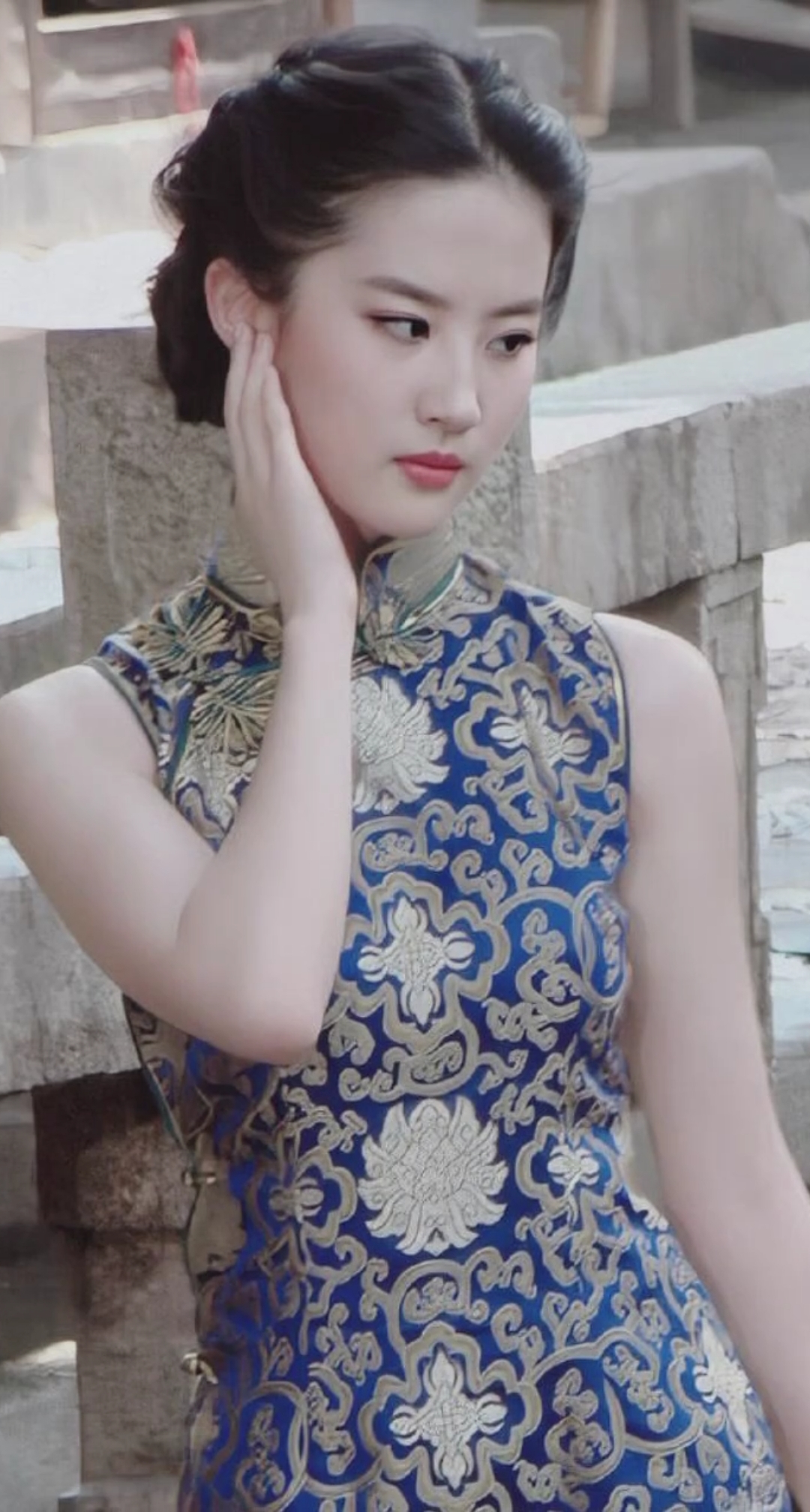 旗袍美人:刘亦菲