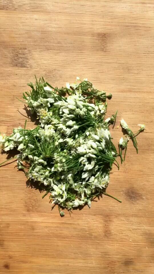 腌制韭菜花黄瓜菜的方法!166