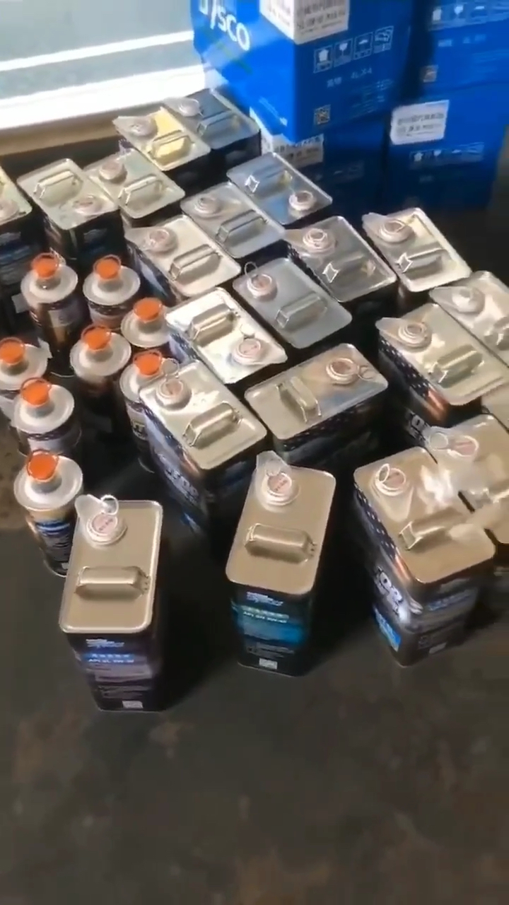 西斯科润滑油超高品质赢得顾客厚爱只做让代理放心的高品质油