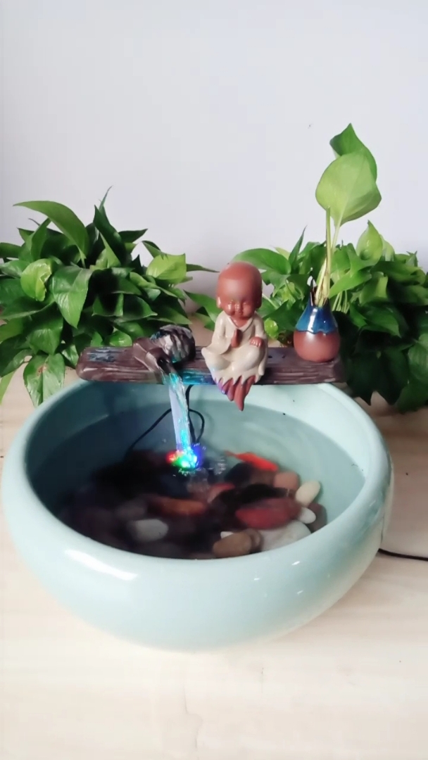 全民独门绝技咖#自制禅意流水鱼缸微景观,看看吧!