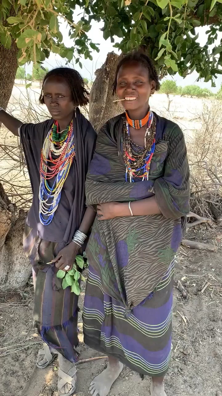 非洲原始部落的美女