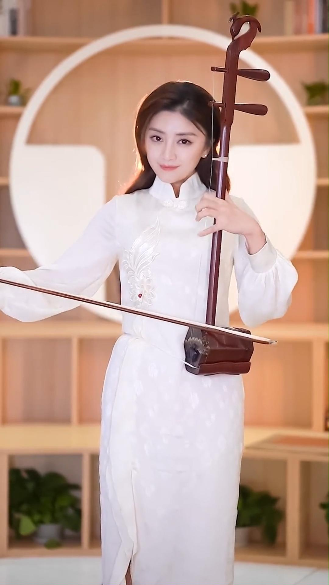古典中国风#国风古韵民乐艺术欣赏,二胡独奏《渔舟唱晚》,弘扬民乐
