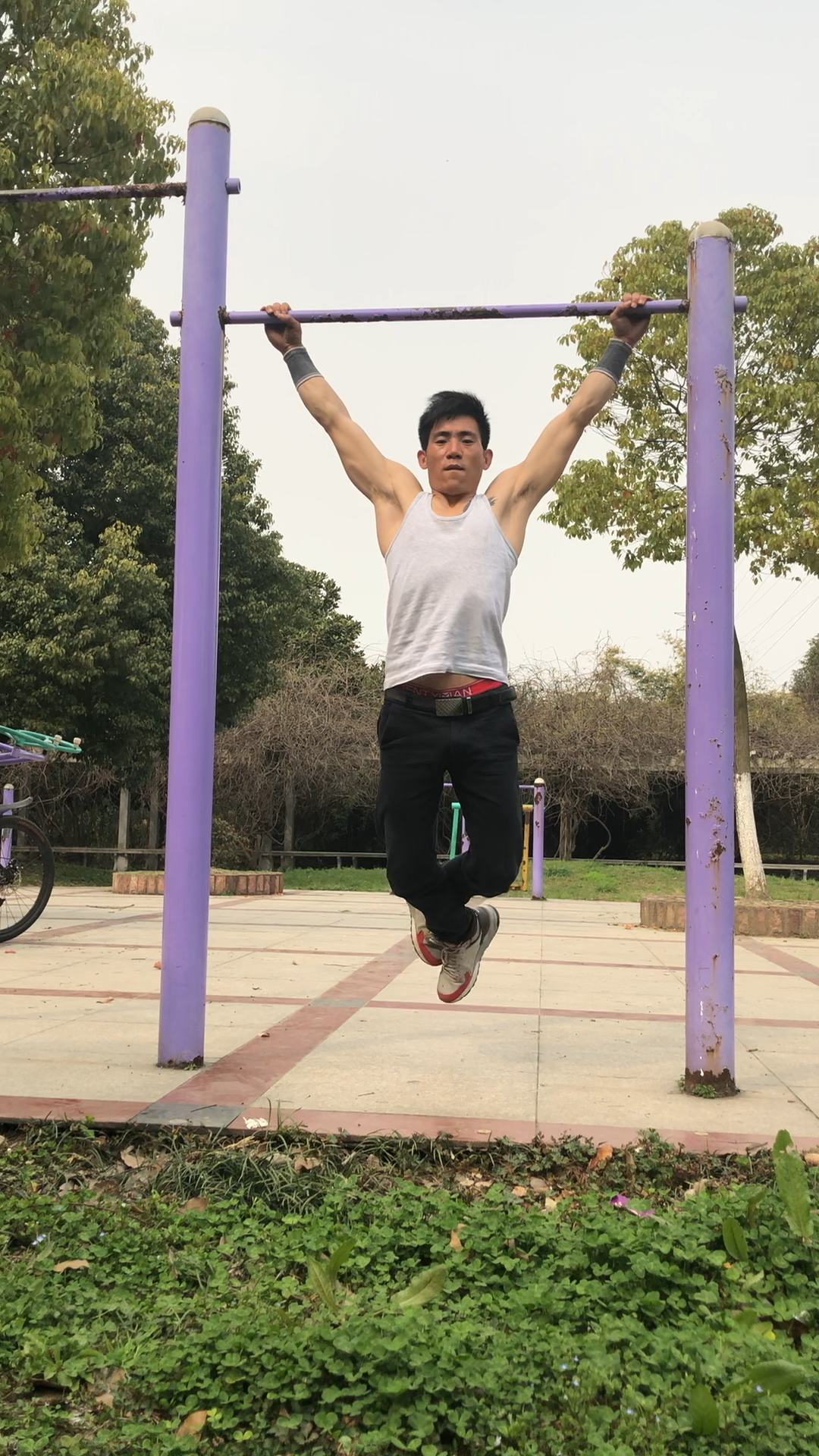 头脑简单四肢发达