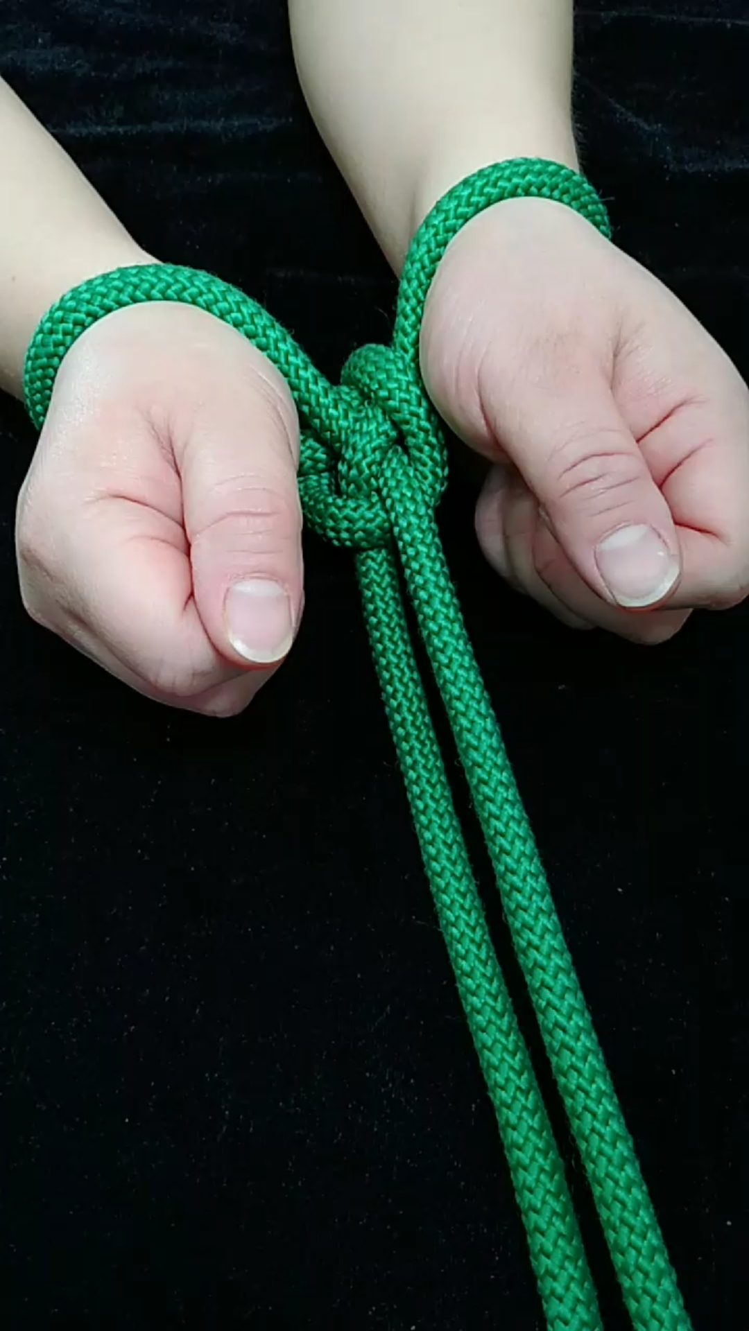 古代手铐结居然还可以这样操作……-度小视