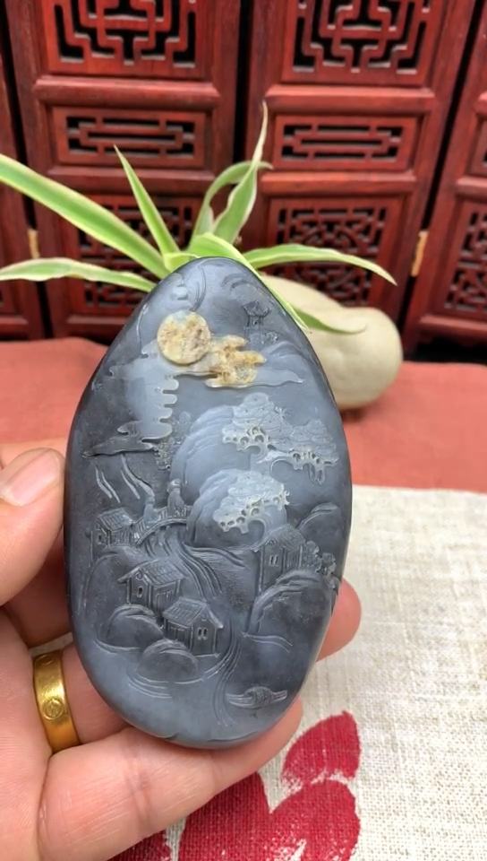 新疆和田玉独籽聚墨青花精品(意境山水).