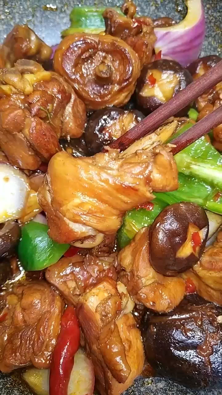 好吃的蘑菇炒鸡做好,太好吃了,赶紧学习吧-度小视