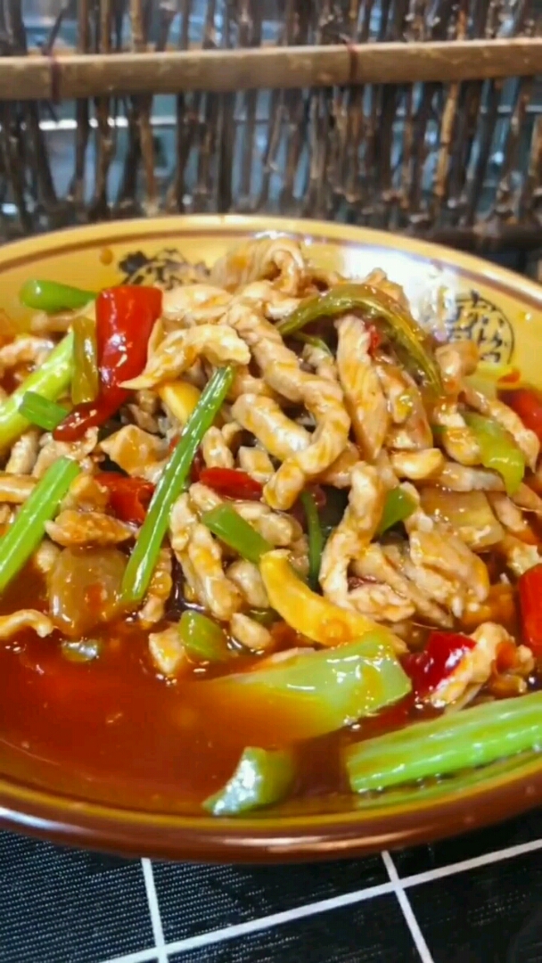 泡椒炒肉丝,好吃的下饭菜
