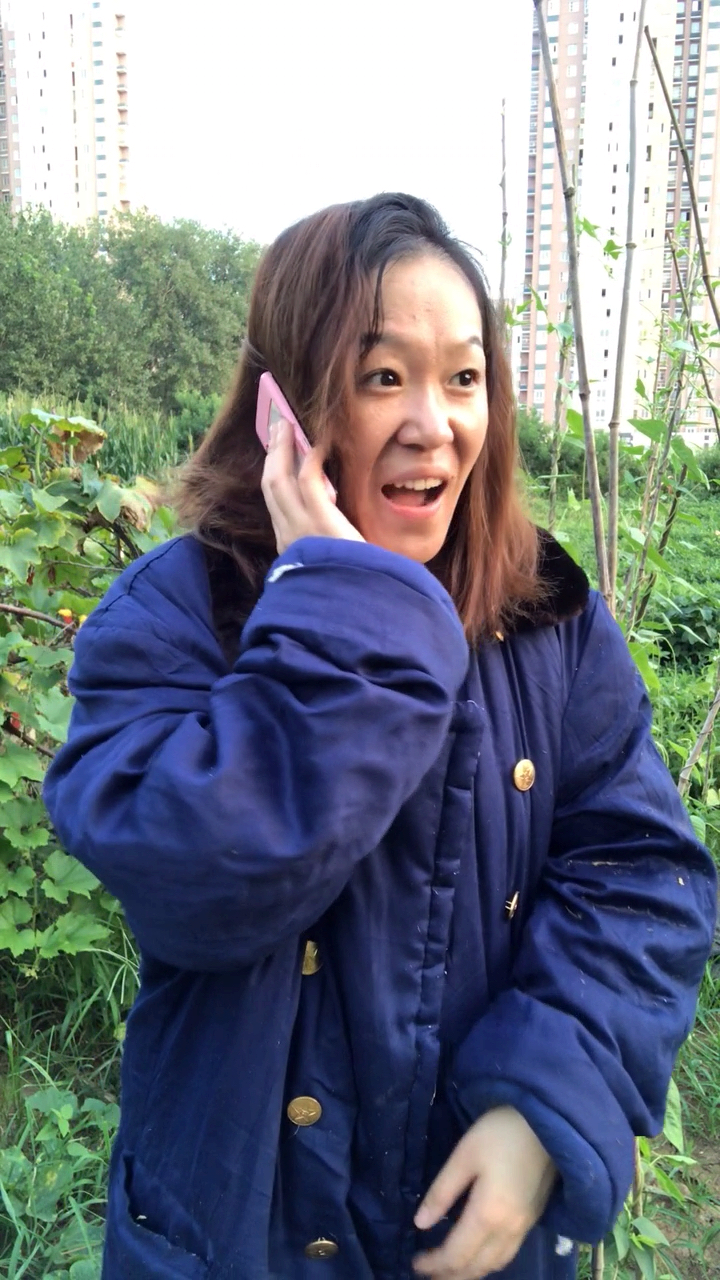 开学季#农村邋遢大妈遭老公嫌弃,打扮后惊呆老公