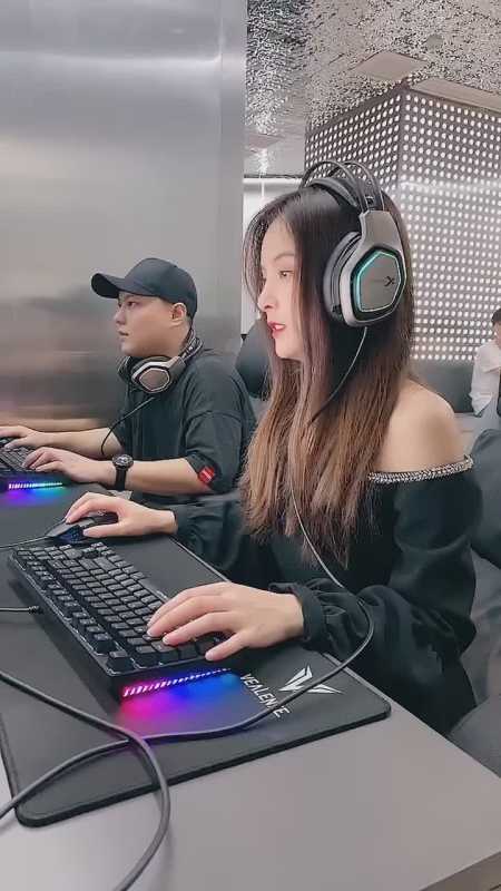 状态不好原来唱好歌只需要一个伴奏绿帽子唱歌