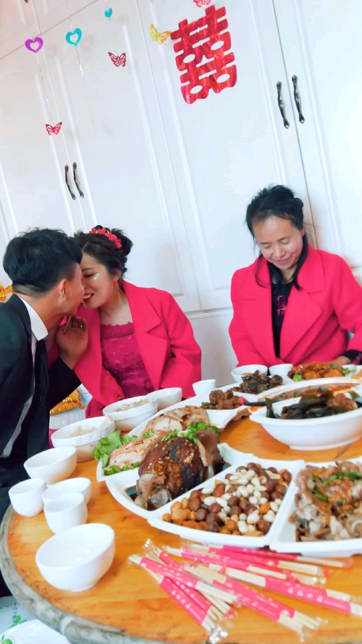 东北农村结婚团圆饭