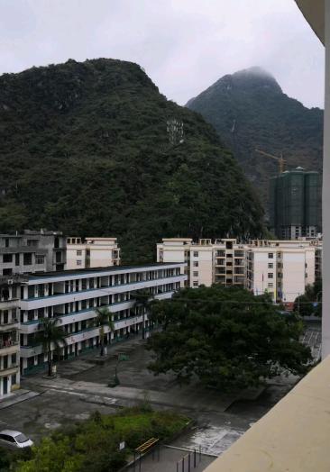 广西马山县民族中学