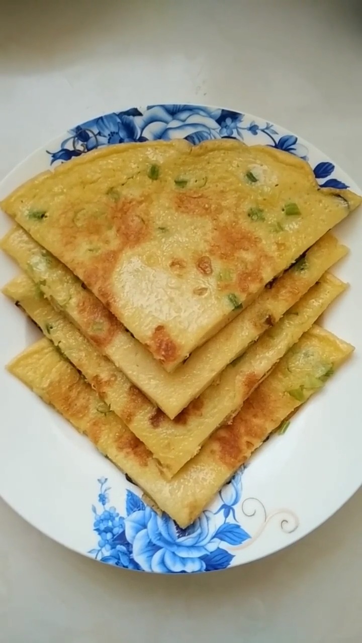 美食#茄子鸡蛋饼,吃一次就会爱上它口感非常好