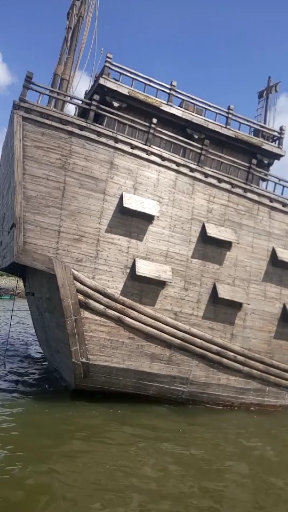 一艘古代大船能拍古装戏了(库存)