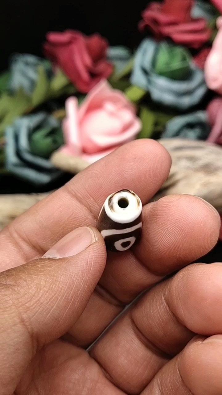 藏传至纯天珠  断珠