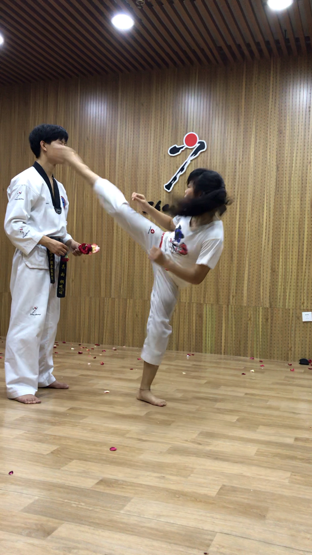 少广跆拳道#踢脸了!