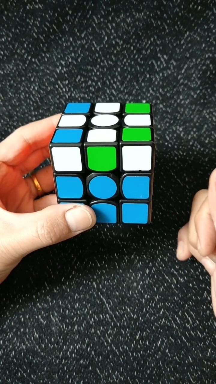 魔方顶层白色十字复原教程.