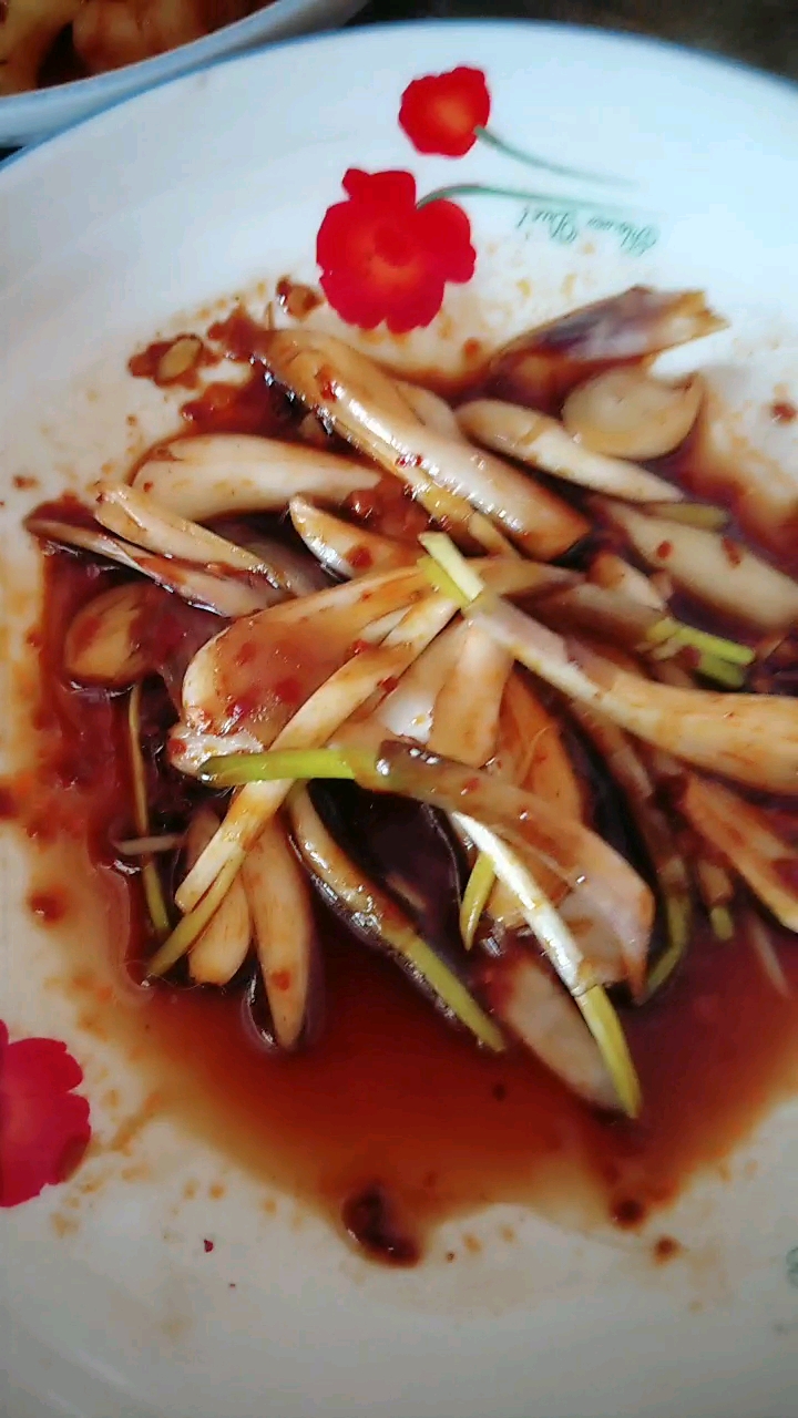 下饭神器,凉拌鹅霸葱,可以吃三碗饭