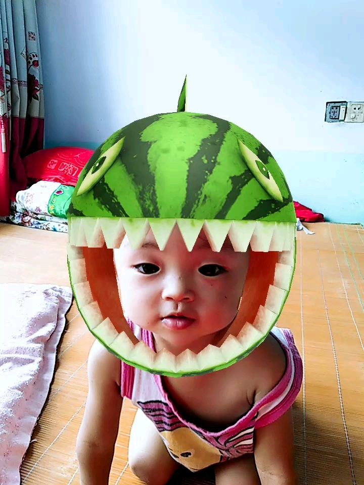 天太热戴个西瓜帽凉快!