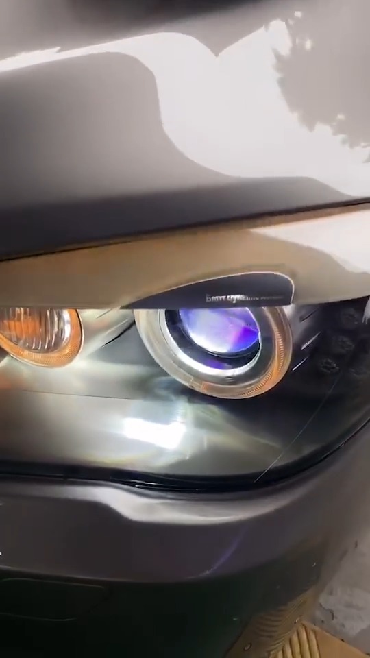 汽车改装#广州白云炫澜车灯总店:宝马7系  升级kus小激光双光透镜