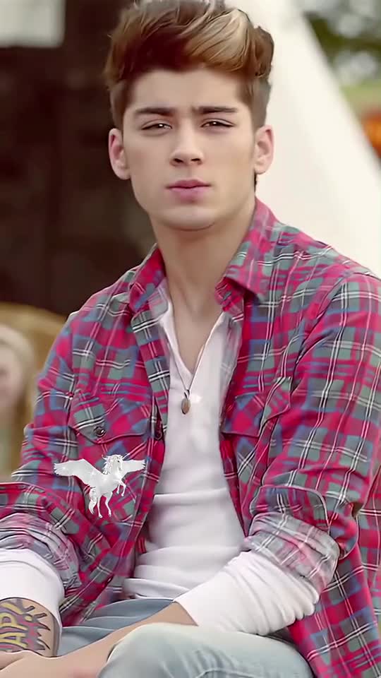 泽恩马利克原英国男团onedirection组合成员,这妥妥的大佬气质绝了